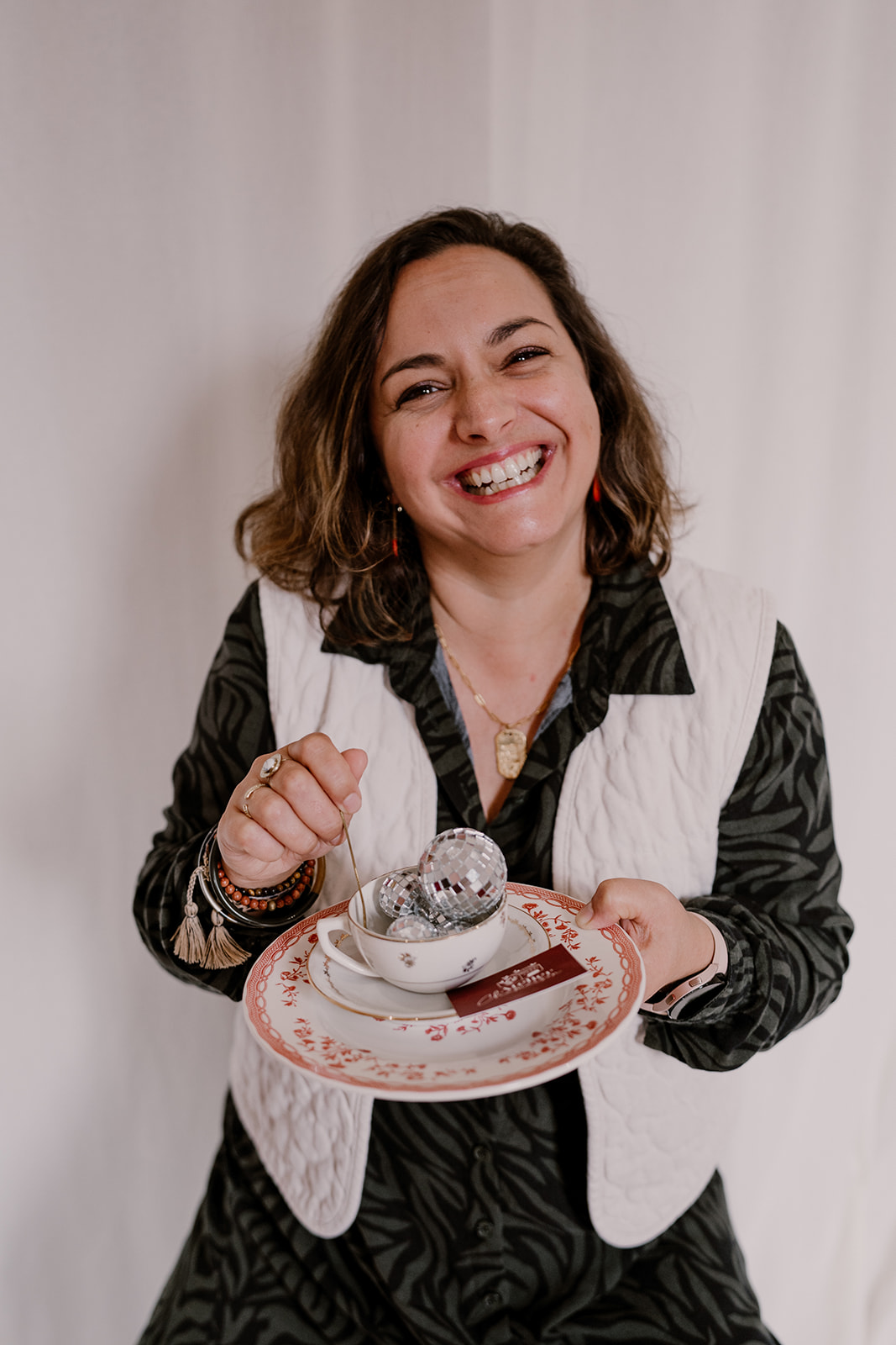 Melanie la fondatrice de maison alchimie et aussi de l'atelier chamaison, wedding designeur, décoratrice d'évènements